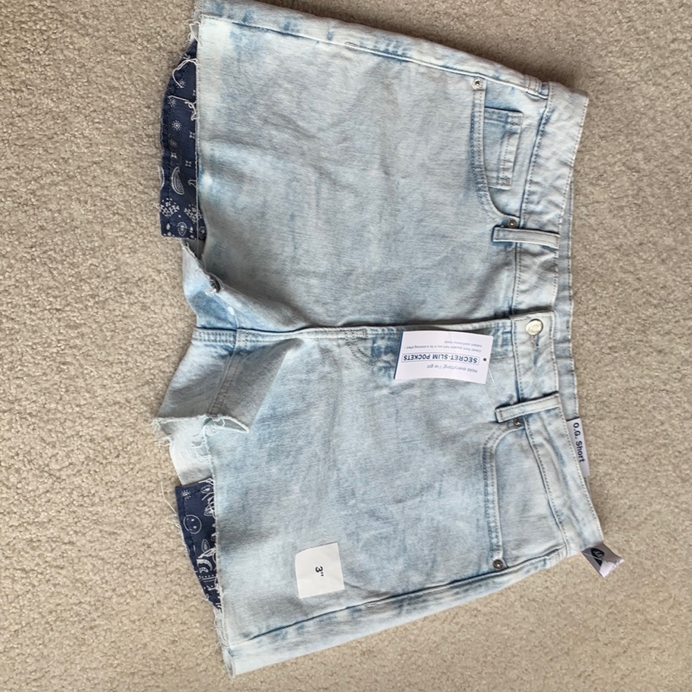 Woman’s (14) old Navy O.G. High Rise short 3” inseam